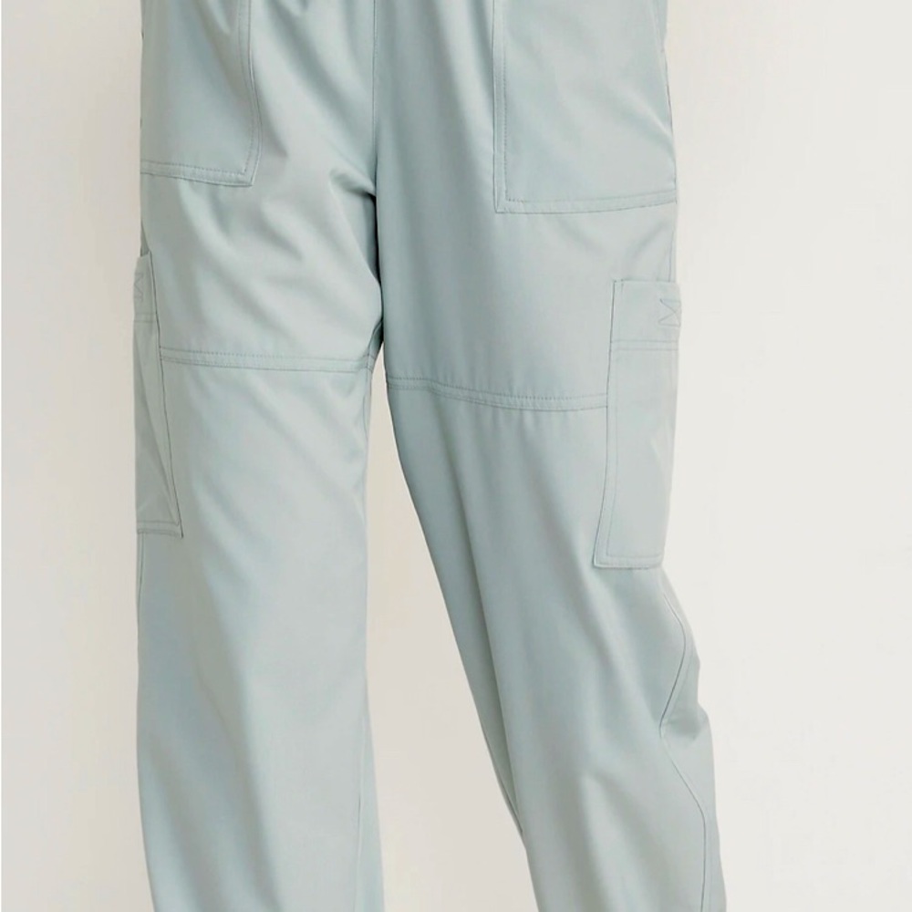 Extra High-Waisted StretchTech Performance Cargo Joggers